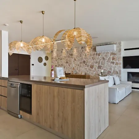 C'est La Vie 1 Ammopi Karpathos